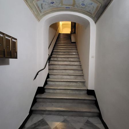 A Un Passo Dal Blu Apartment Genoa Luaran gambar